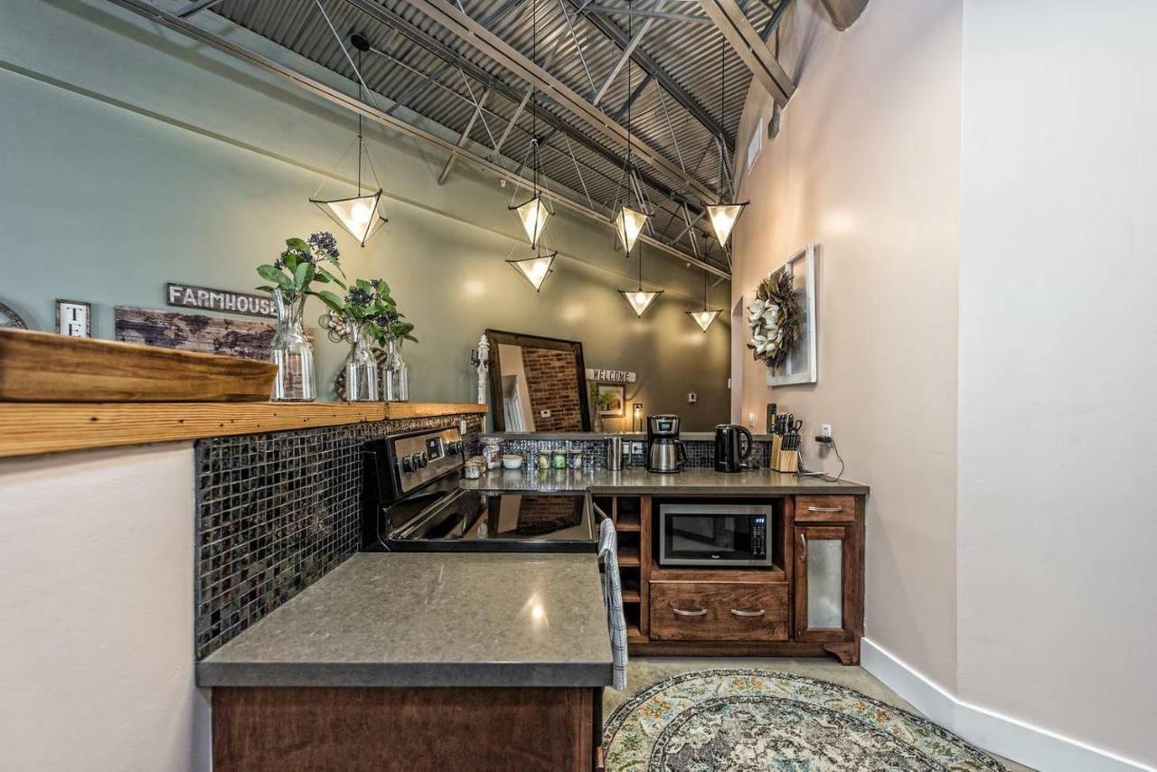 Green Door Lofts -Magnolia Loft, Silos/Downtown Waco Bagian luar foto