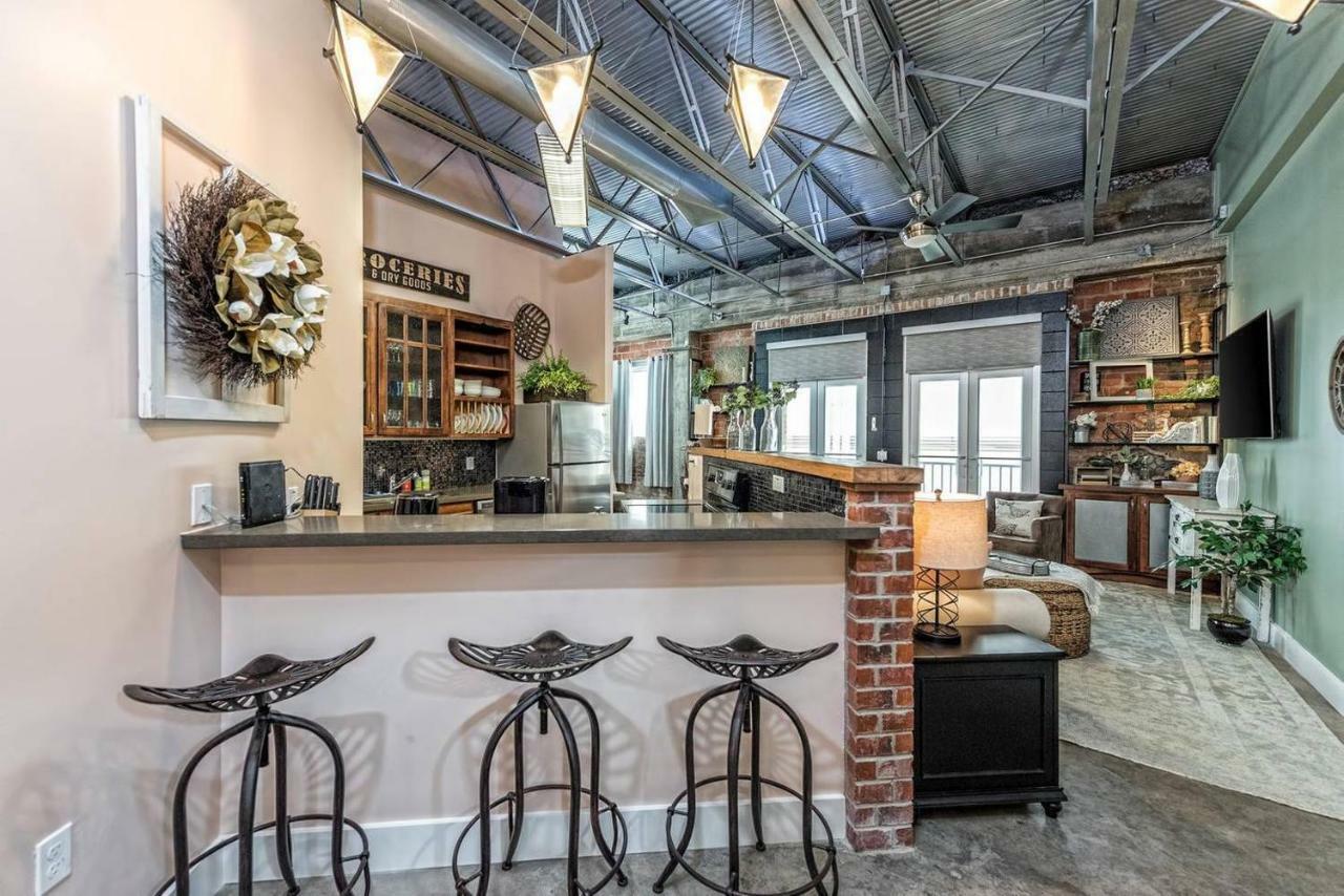 Green Door Lofts -Magnolia Loft, Silos/Downtown Waco Bagian luar foto