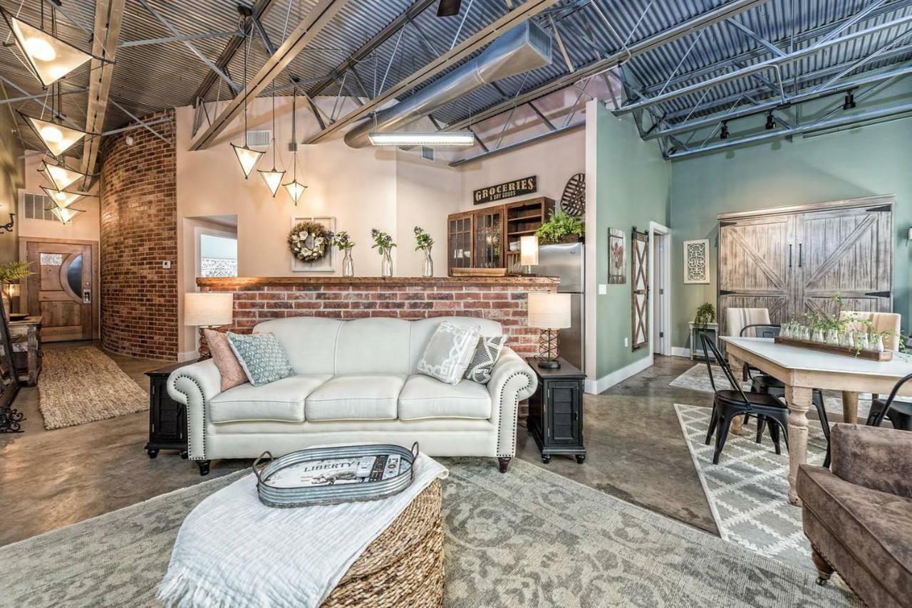 Green Door Lofts -Magnolia Loft, Silos/Downtown Waco Bagian luar foto